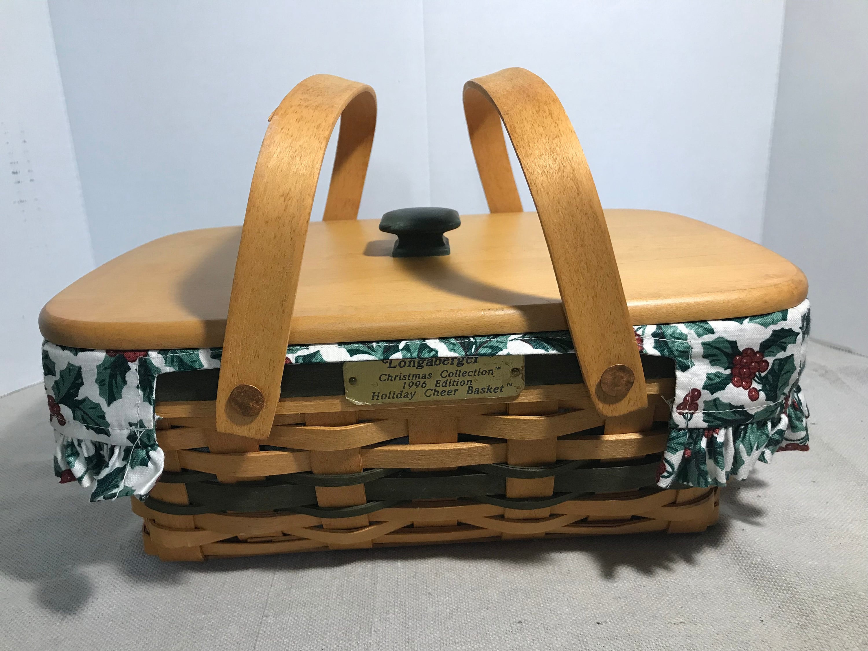 Longaberger ピクニックバスケット Vintage Longaberger Picnic Basket Christmas Collection 1996