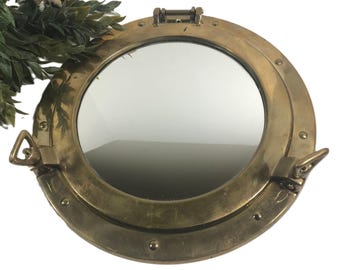 Vintage brass nautical mirror, Vtg brass porthole wall mirror, Vtg brass reproduction porthole round wall decor, beach house decor mirror
