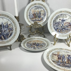 Vintage 70s D&#39;Arceau Limoges plate collection, Vintage Limoges porcelain decorative plates, Vtg Limoges porcelain historic wall decor plates