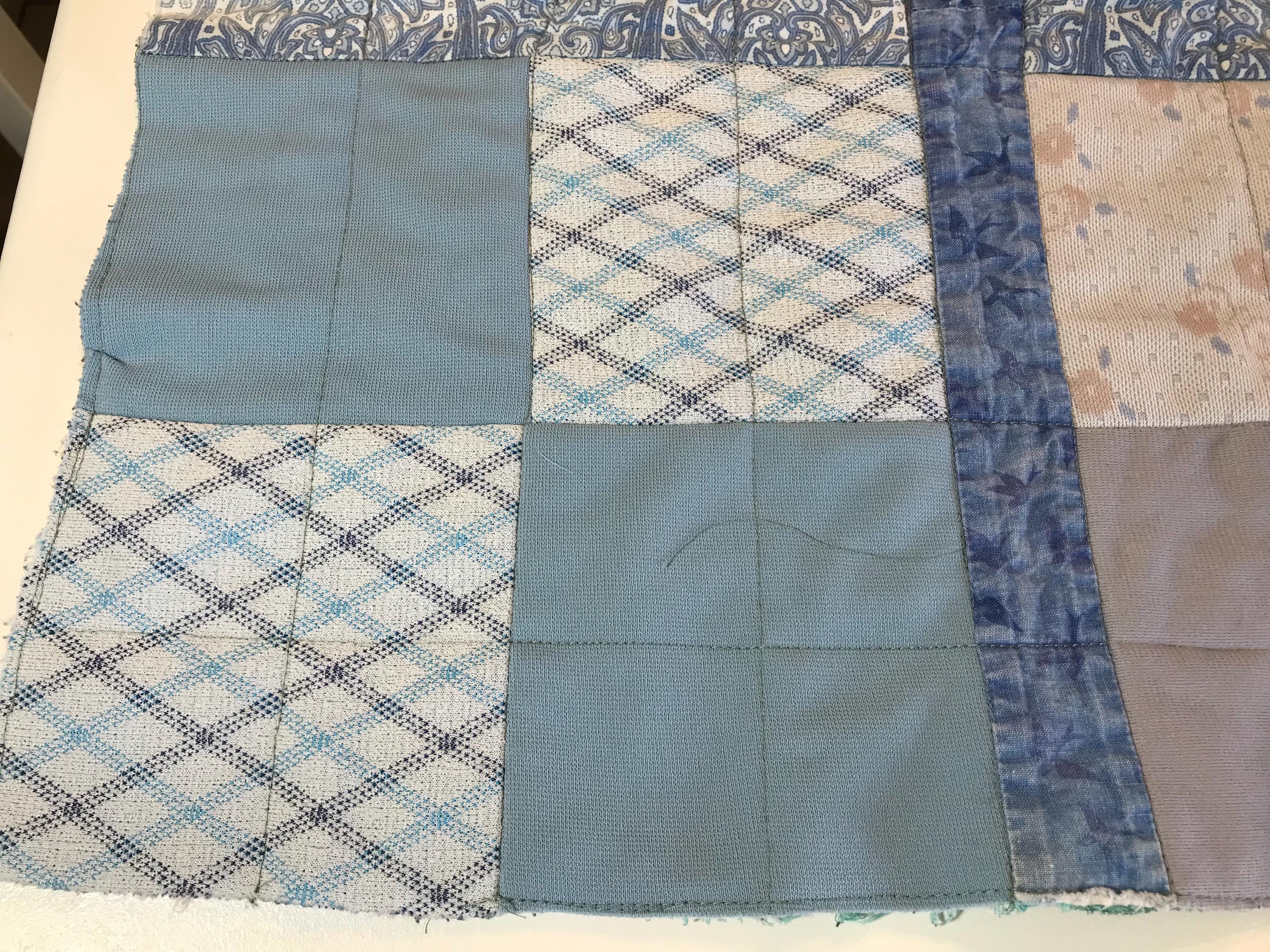 ヴィンテージクレイジーキルトスタイルの小さなキルトトッパー、30x30