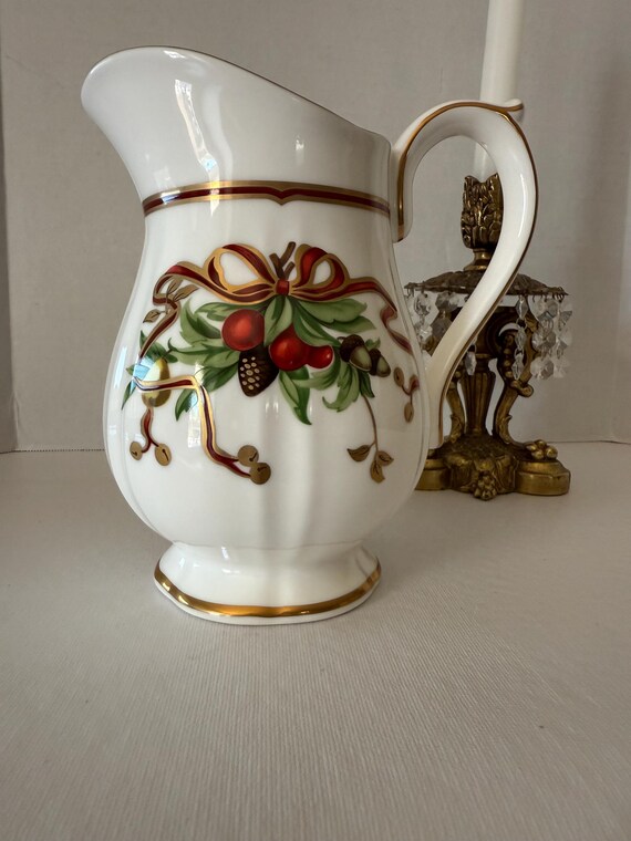 Vintage Tiffany & Co. Retired Holiday Pitcher – 1996 White