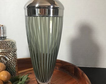 Vintage glass cocktail shaker, Vtg Art Deco style glass striped cocktail shaker, Art Deco style glass martini shaker, unique glass barware