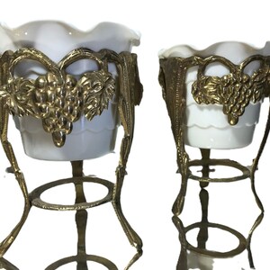 Vintage delicate porcelain scalloped planter in brass stand, Vtg delicate porcelain off white ruffle edge scalloped flowerpot in brass stand