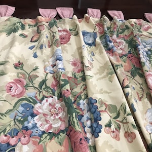 Vintage custom French Country style fabric drapery panel, Vtg heavy cotton floral lined and weighted curtain panel, floral drapery 50x98.5&quot;