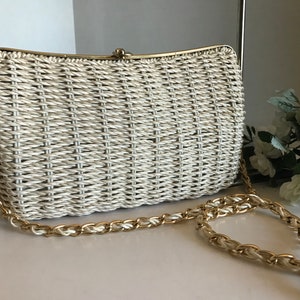 Vintage coated raffia woven purse, Vintage summer purse, Vintage 50s wicker style handbag purse, Vintage 60s purse, Jackie O vintage handbag