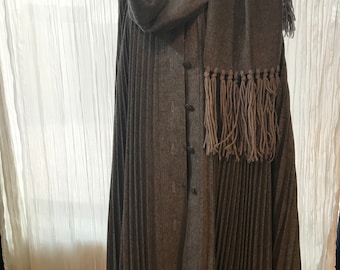 Vintage gray accordion pleat cape coat, Vintage wool long pleated cape coat, Pleated full accordian long coat, Vintage gray long wool coat