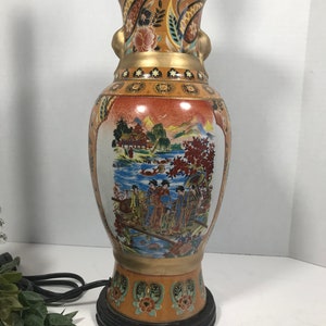 Vintage Chinoiserie Ceramic Table Lamp – Hand-Painted Japanese Style with Ornate Detailing