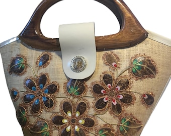 Vintage 1960s straw and wood handbag purse, Vintage 60s kitsch straw and wood top handle purse with hand painted wood beads, Vintage purse