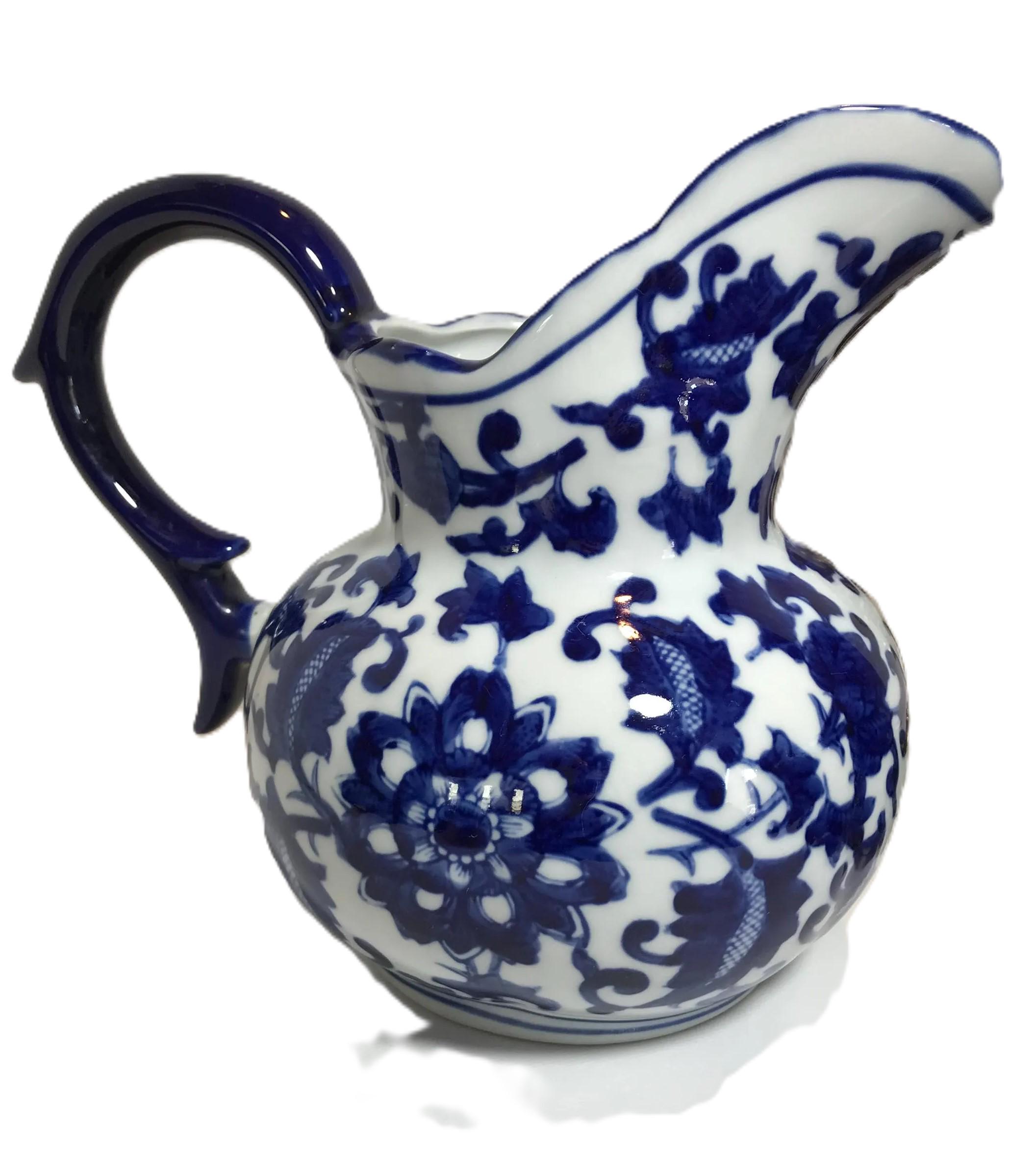 ブルーダニューブ コンポート＆ ピッチャー Vintage Blue and White Pitcher, White and Blue Porcelain Pitcher
