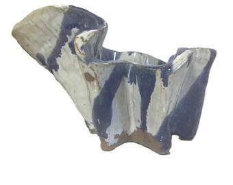 Vintage art pottery ruffle edge bowl, wave edge organic shaped studio pottery bowl, Vtg blue and gray glazed unique free form ceramic bowl