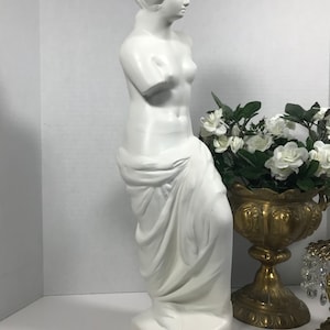 Vintage ceramic Venice de Milo statue, Vintage white ceramic plaster Aphrodite of Melos statue figurine, Vintage 18&quot; Venice de Milo statue