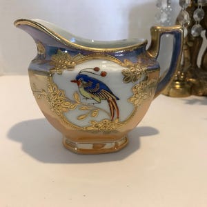 Jarra de porcelana japonesa vintage con asa, jarra pequeña de pájaro en rama pintada a mano de loza lustrosa japonesa, jarra de porcelana vintage para crema