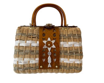 Vintage 1950s Skalny, Rochester NY Vintage Raffia Handbag with Rare Lucite Floral Front detail, Mid Century Woven Purse