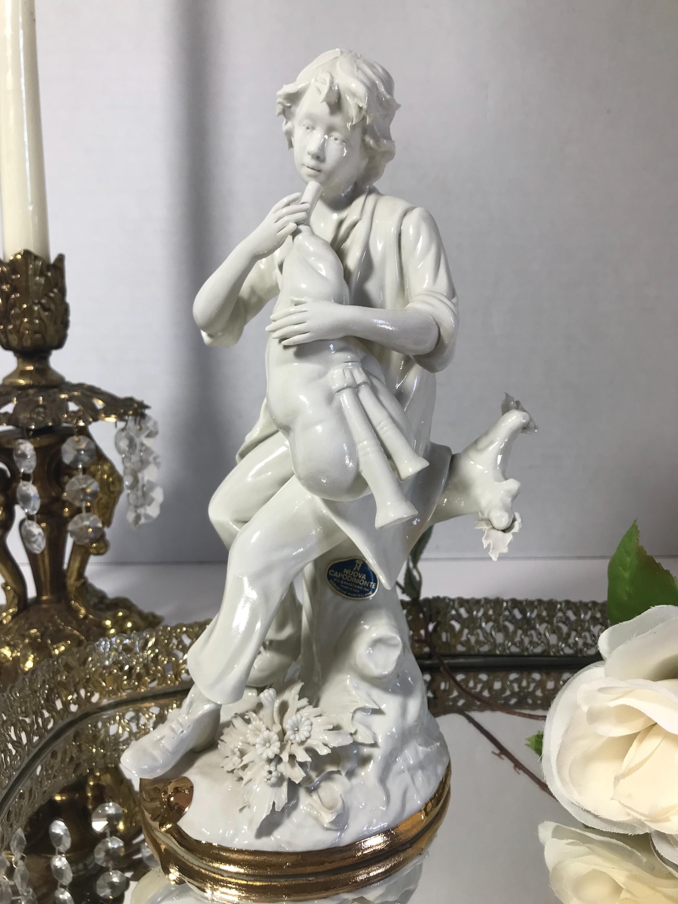 Capodimonteの陶器製人形 Vintage 1960s Capodimonte Italian Porcelain Statue, Vintage