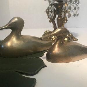 Vintage aged patina solid brass duck figurines, set of 2, Vintage solid brass duck figurine shelf sitters, Vintage rustic brass duck decor