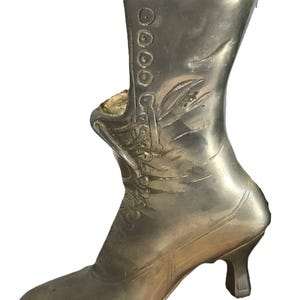 Vintage Solid Brass Victorian Boot Vase, Heavy Brass Lace-Up Shoe Sculpture image 1