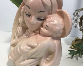 Vintage Hull Pottery pink Madonna and child planter, Vtg MCM Hull pottery pink planter, Vintage pink Hull 50s pottery ceramic vase planter