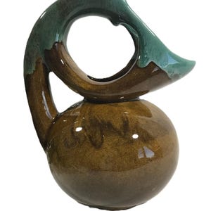 Vintage Keramik MCM Dryden Vase, Vtg mod Keramik Tropfglasur Krug / Vase, Dryden Pottery glasierte braun blaue gebogene Vase, Krug, Milchkännchen