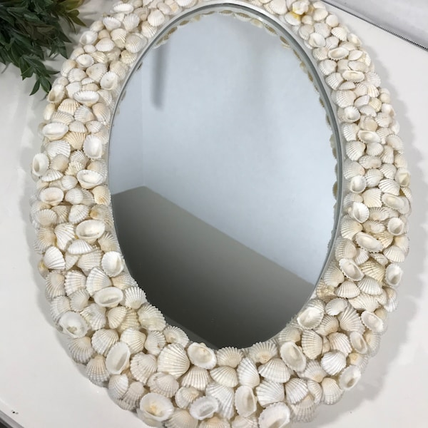 Vintage shell mirror, vintage oval seashell mirror, vtg handmade shell 21" oval mirror, nautical mirror, beach house mirror, shell mirror