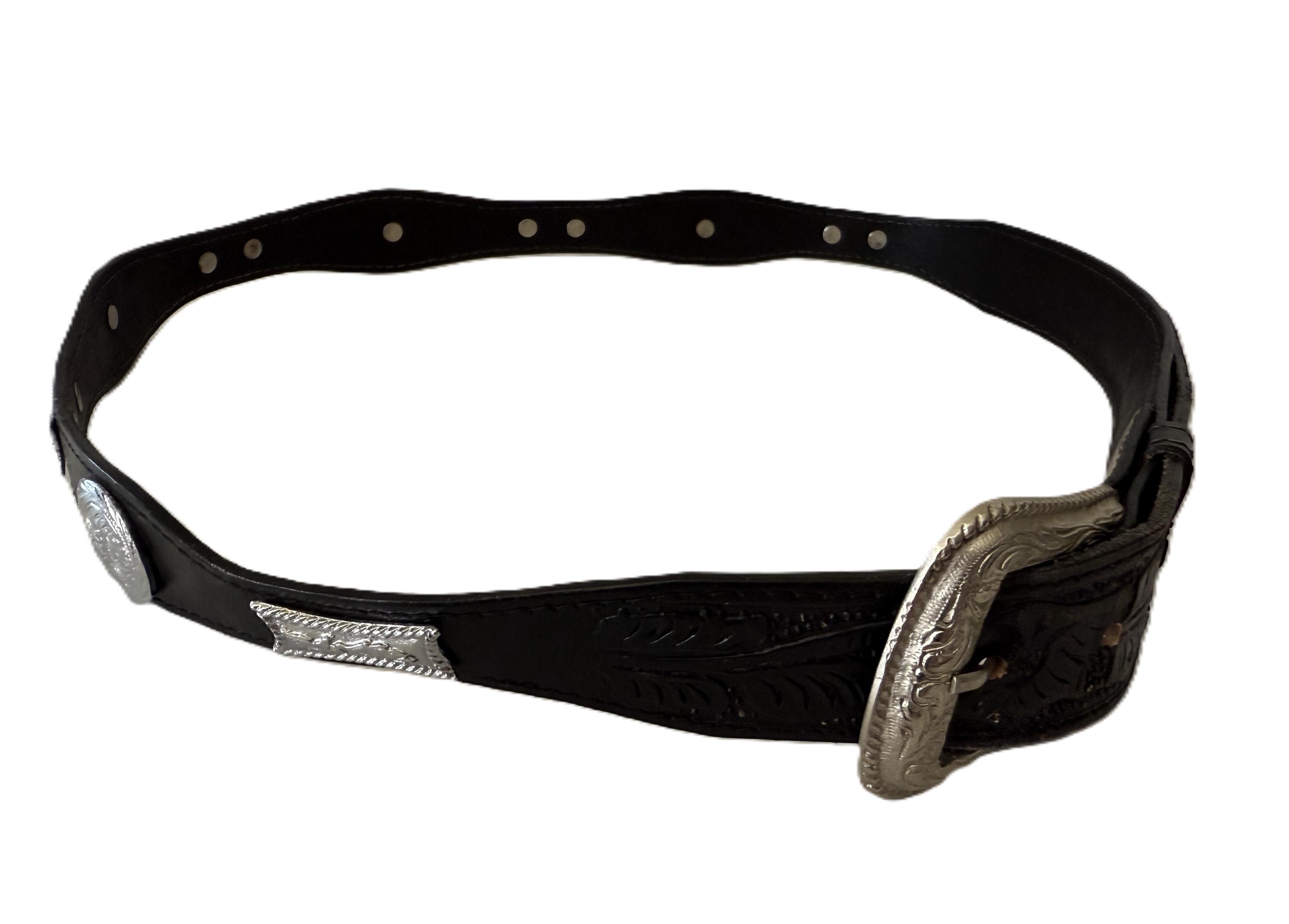 Vintage Tooled Leather Black Reynagas Western Belt, Size 42  display picture 2