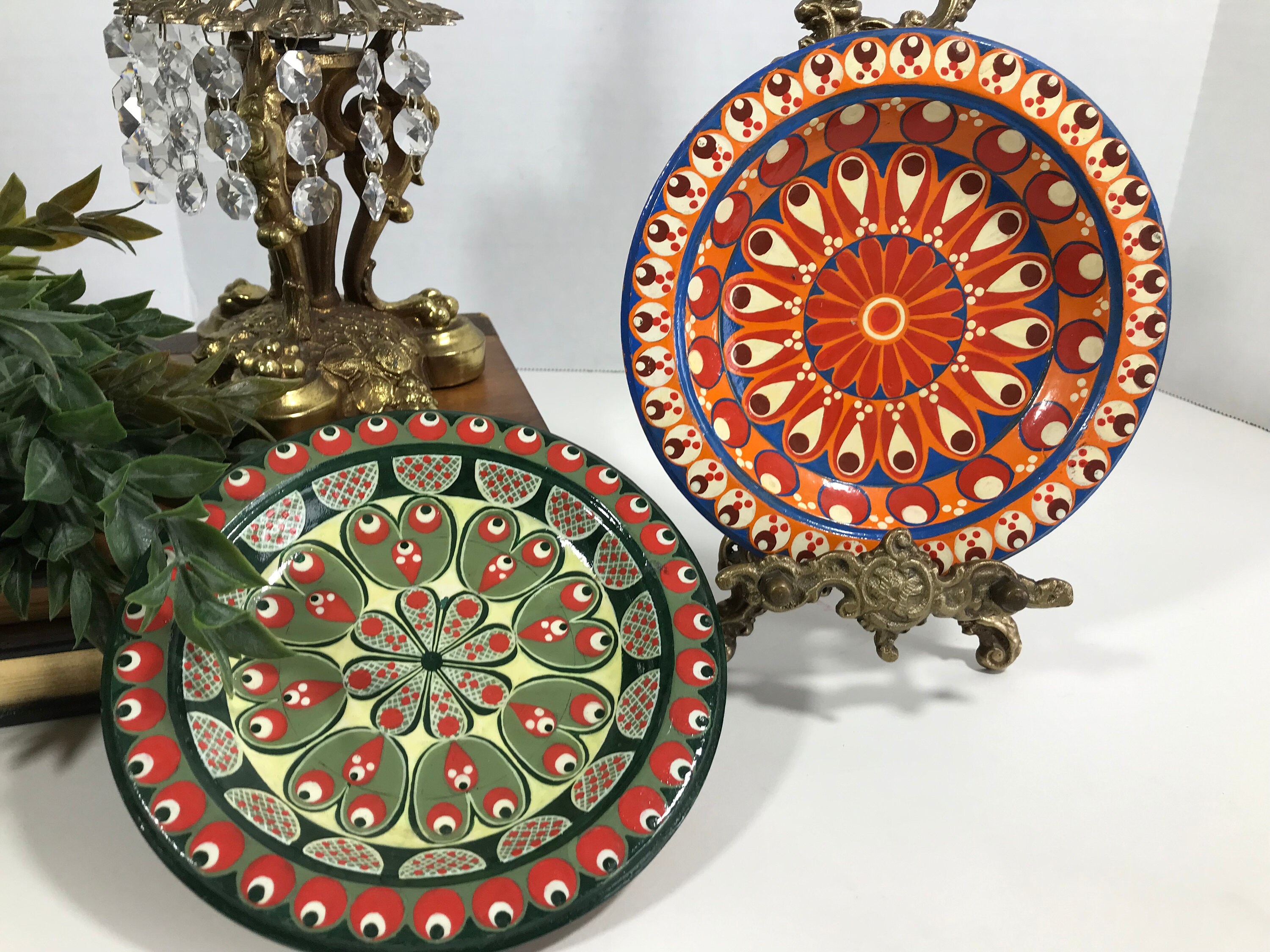 Vintage hand painted wooden trinket dish, Small colorful hand painted wood wall decor plates, decorative hand painted wood trinket dish