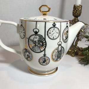Disney Alice Through the Looking Glass teapot, Alice in Wonderland pocket watch teapot, Alice in Wonderland Disney clock watch teapot