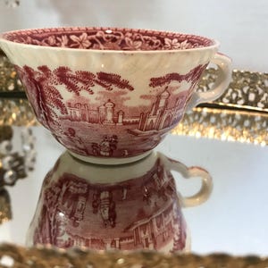 Mason&#39;s Ironstone rote Transferware Teetasse, Mason&#39;s England rote und weiße Aussicht Muster elegante Teetasse, Mason&#39;s England Aussicht Teetasse