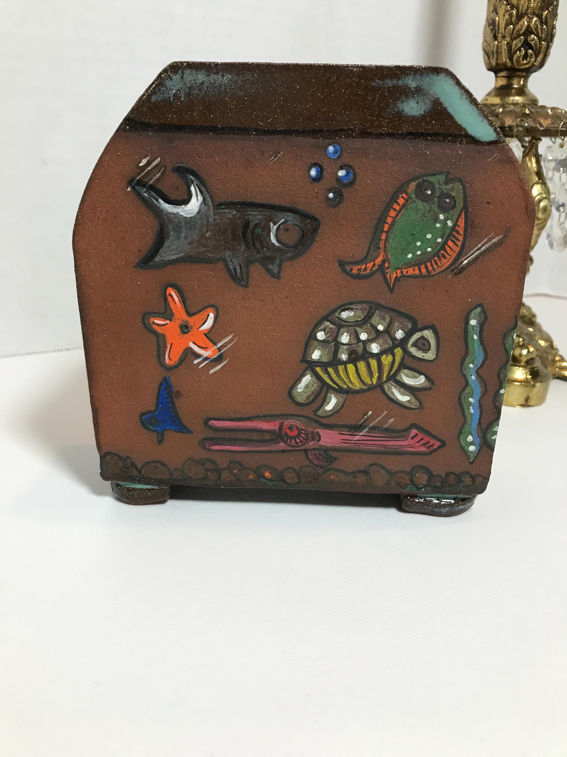 ヴィンテージスタジオの手描き陶器、海底花瓶、サイン入り、アン