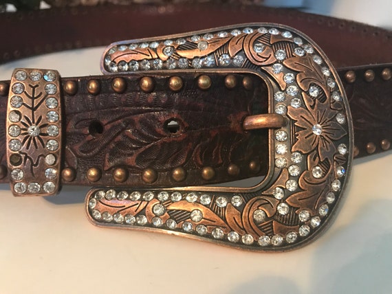 Vintage tooled leather western belt, brown wester… - image 2
