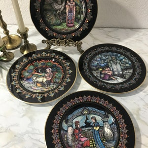 Villeroy & Boch 1986 Marchen Aus Dem Alten Russland Russian Magical Fairytale black plate collection of (4), von Gero Trauth fairytale plate