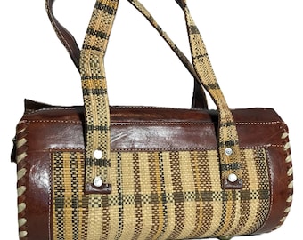 Vintage Pre- Owned Patricia Nash Pebbled Tan, Brown Leather  display picture 3