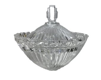 Vintage crystal glass trinket box, elegant art deco style glass trinket box, crystal lidded dish, crystal jewelry box, crystal vanity box