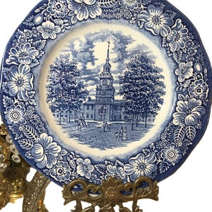 Vintage Liberty Blue Staffordshire Ironstone blue and white plate 10", blue white transferware Historic Colonial Scenes, Independence Hall
