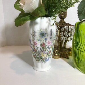 Vintage Aynsley England floral porcelain vase, Vintage Aynsley fine bone china petite floral vase, Vtg floral shabby chic floral small vase