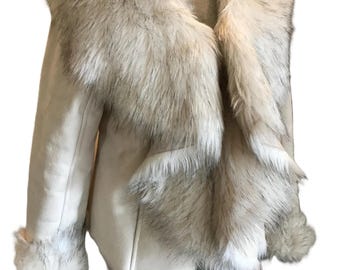 Fabulous Furs Donna Salyer Abrigo de piel sintética y gamuza sintética color blanco de invierno, talla pequeña.