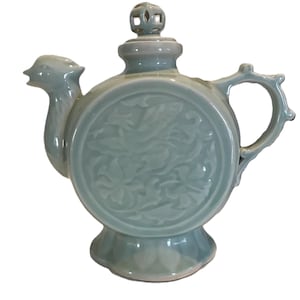 Vintage green celadon bird teapot, Vintage Chinese ceramic Celadon teapot with bird spout and decorative handle, green Chinoiserie decor