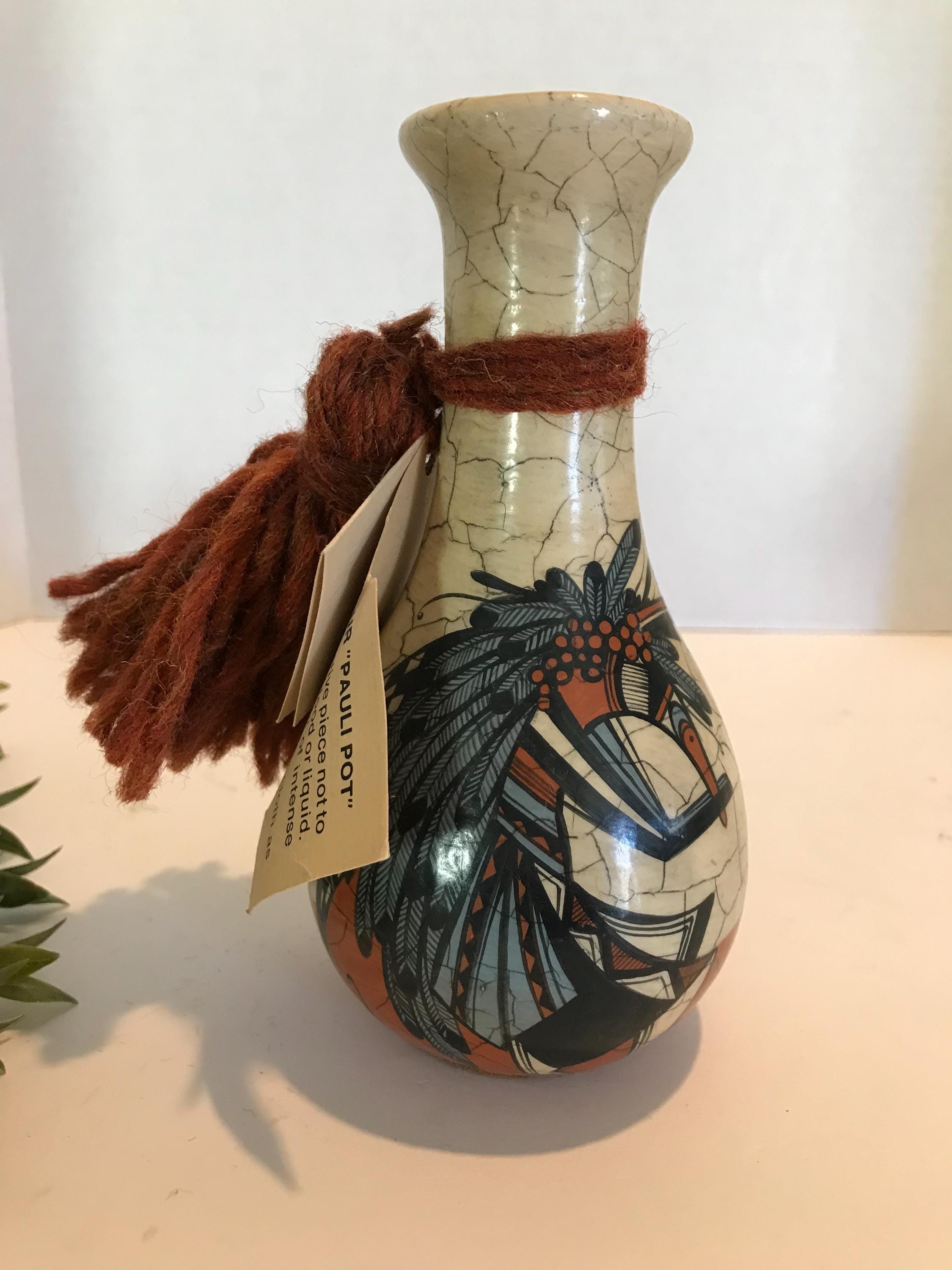 Vintage Hand Painted Navajo Pauli Vase, Pauli Pot Ceramic