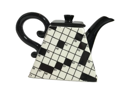 ヴィンテージの装飾的なミニクロスワードティーポット、クリーマー