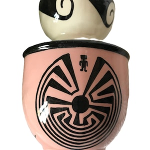 Jarrón de cerámica rosa de estilo nativo americano vintage, jarrón con diseño tribal del suroeste, cerámica decorativa rosa y negra, maceta de arte bohemio