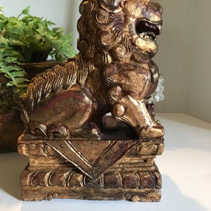 Vintage foo dog large statue, Vtg Chinese carved wood Foo Dog statue, Chinoiserie wooden foo dog decor, Antique wooden foo dog sculpture