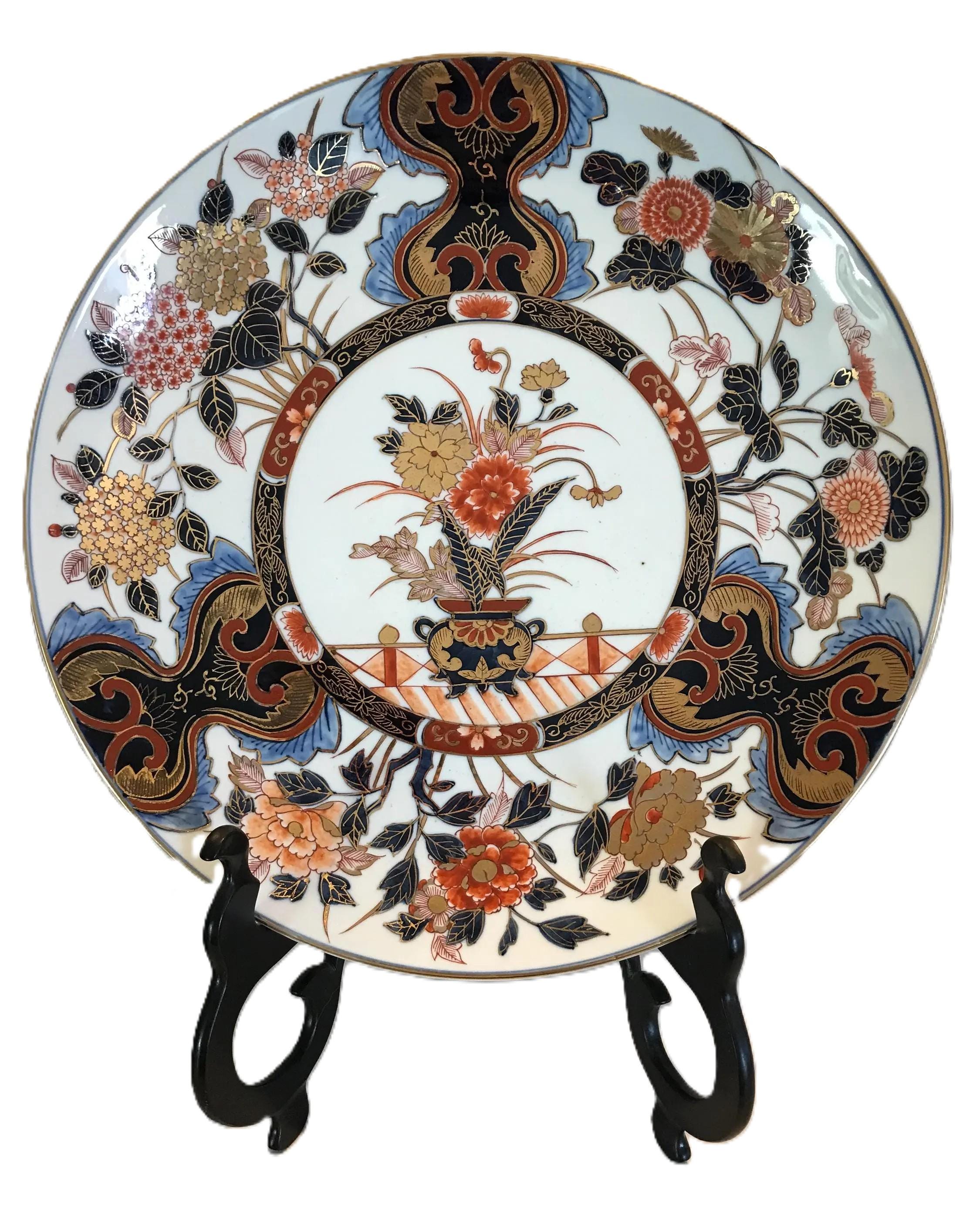 伝統的な和風デザインの大皿 伊万里焼 伝統的な和風デザイン皿5枚