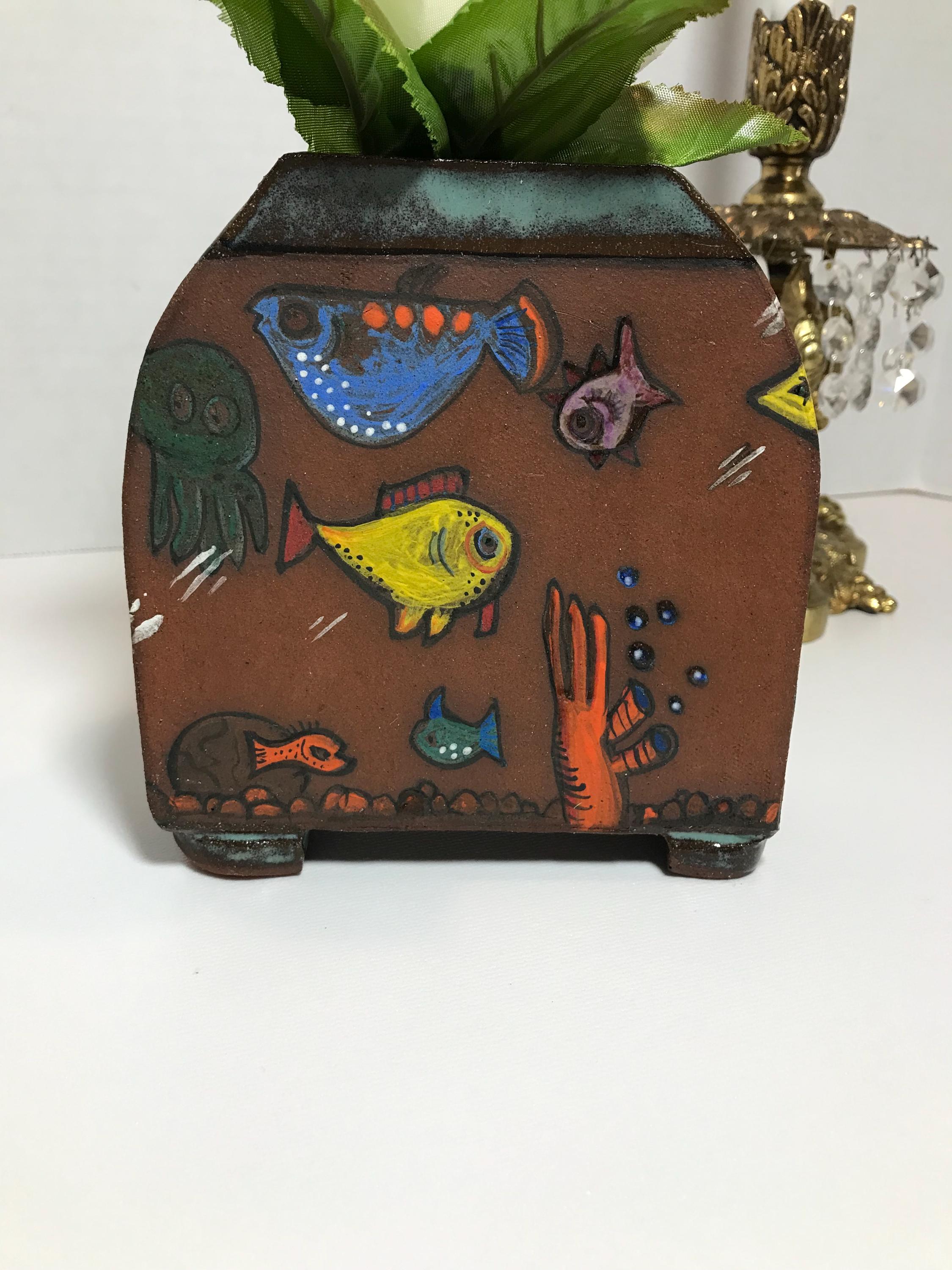 ヴィンテージスタジオの手描き陶器、海底花瓶、サイン入り、アン