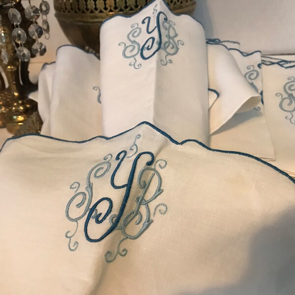 Blue and White Scalloped Placemat Etsy