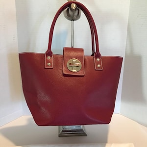 Kate Spade red purse, Kate Spade red large leather purse, Kate Spade handbag tote, Kate Spade red turnkey clasp tote, Kate Spade tote bag