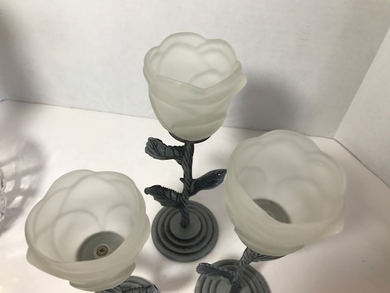 ヴィンテージ ピューターとバラのフロストガラス キャンドルホルダー