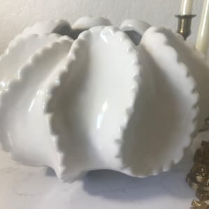 Vintage ceramic sculptural sea urchin shaped white vase, Vintage white pottery low sculptural organic look low vase planter, White vase