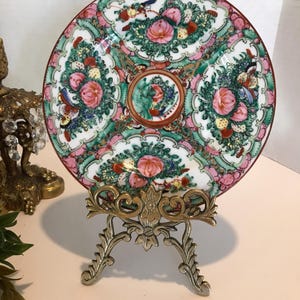Vintage Rose Medallion hand painted 8&quot; plate, Vintage Chinoiserie style Rose Medallion plate, Vintage Chinoiserie hand painted plate
