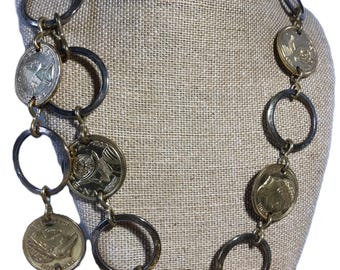Vintage Gold Toned Queen Elizabeth II Coin Chain Belt  display picture 1