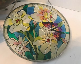Glass sun catcher, floral butterfly sun catcher, round glass sun catcher, botanical sun catcher, window sun catcher, butterfly sun catcher