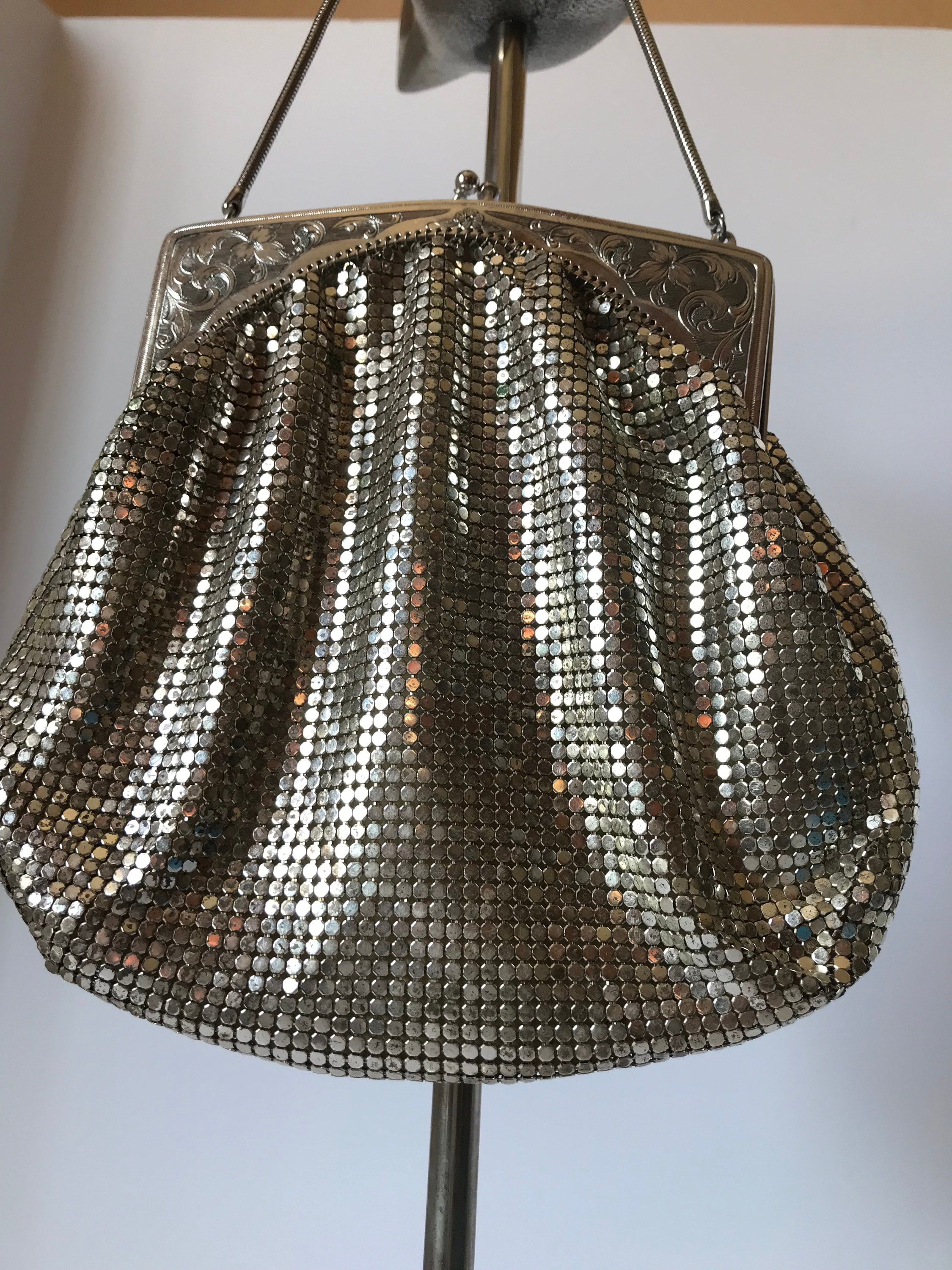 1980s Whiting Davis Crossbody Bag | Stylish Metal Mesh
